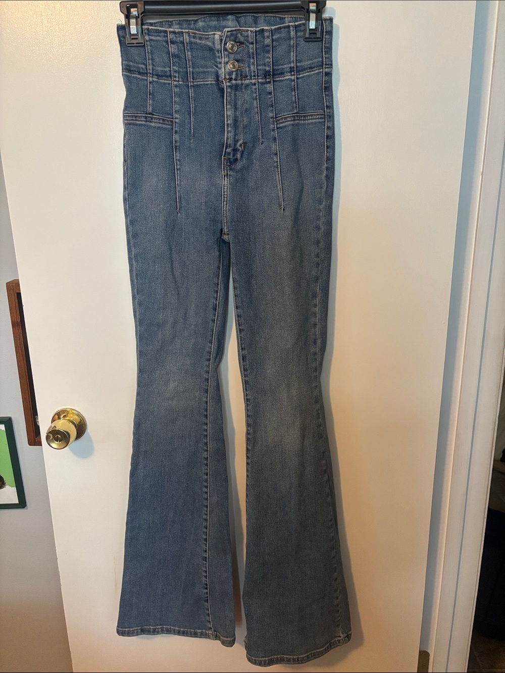 Minimalist Classic Casual We The Free High-Waisted Blue Flared Women’s Jeans 26